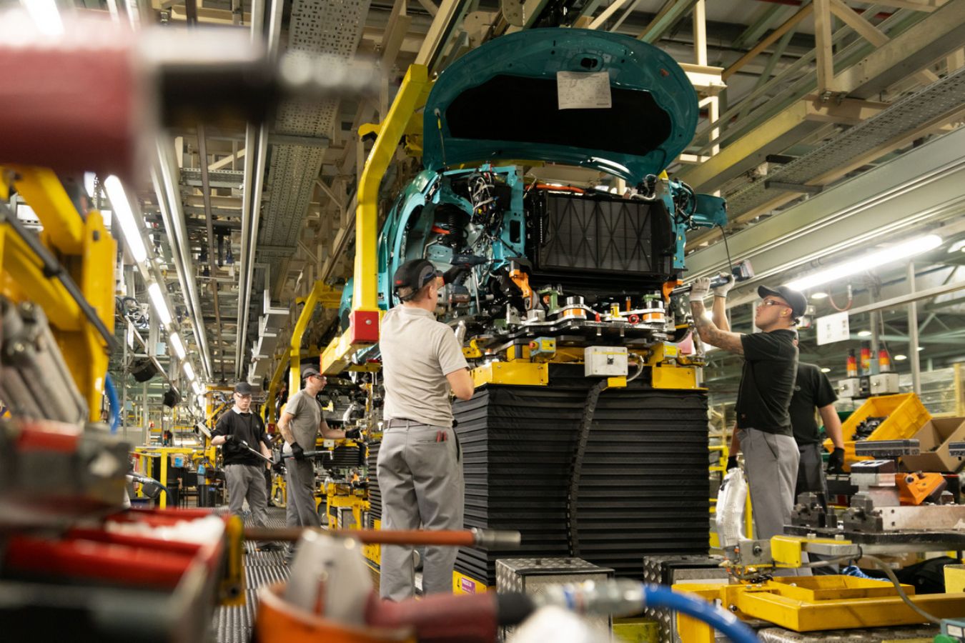 Μπήκε στην παραγωγή το νέο Nissan LEAF